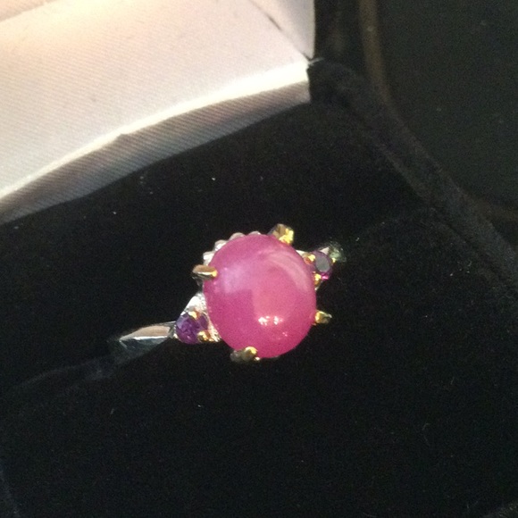 Genuine Ruby Cabochon Ring - Picture 2 of 9